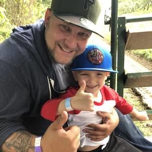 Meet your Posher, Eddie